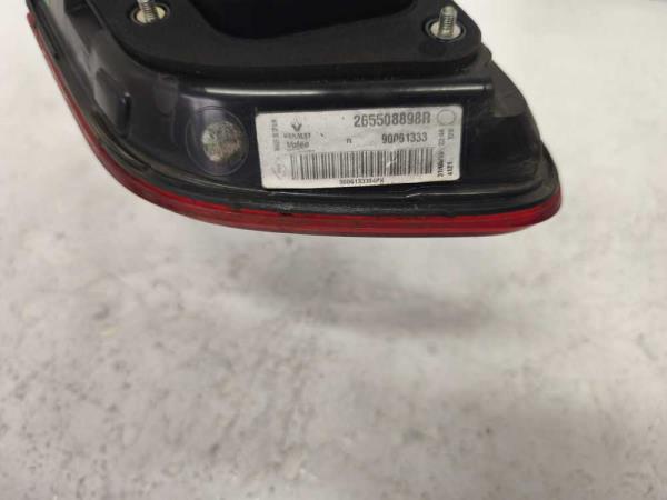 FEU ARRIERE DROIT RENAULT - Vue 3